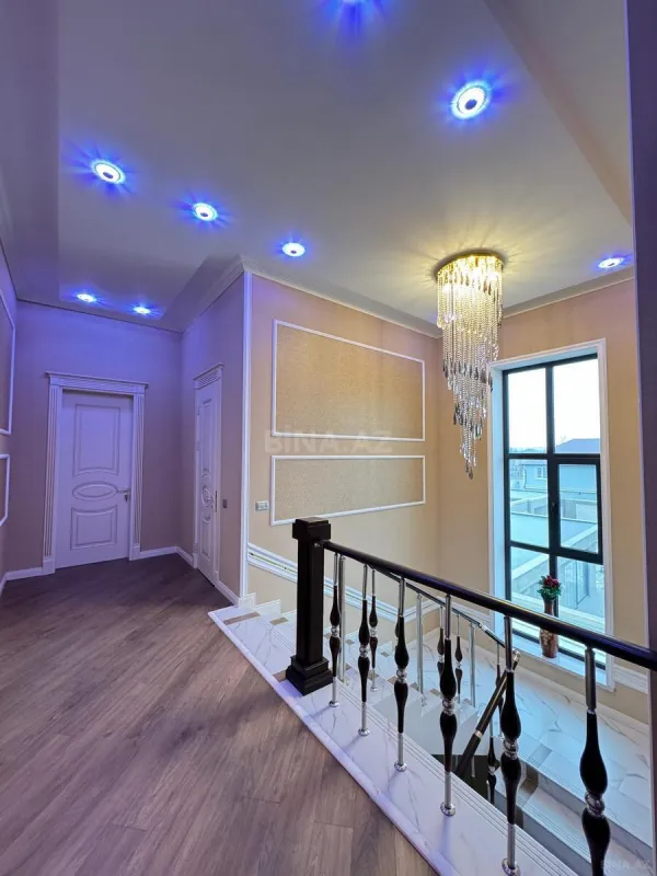 Satılır 6 otaqlı həyət evi 350 m²