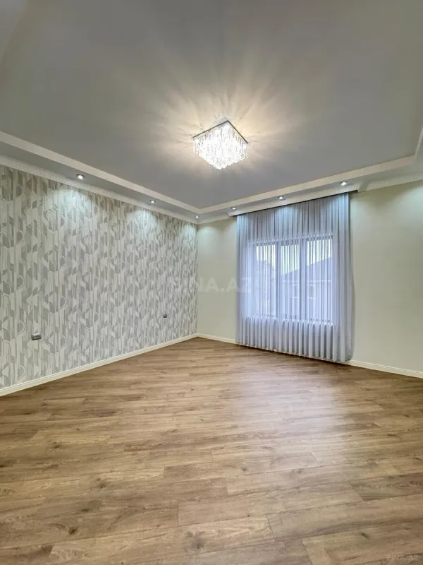 Satılır 6 otaqlı həyət evi 350 m²
