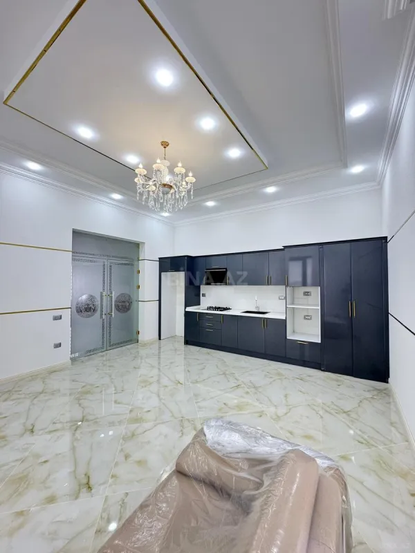 Satılır 6 otaqlı həyət evi 350 m²
