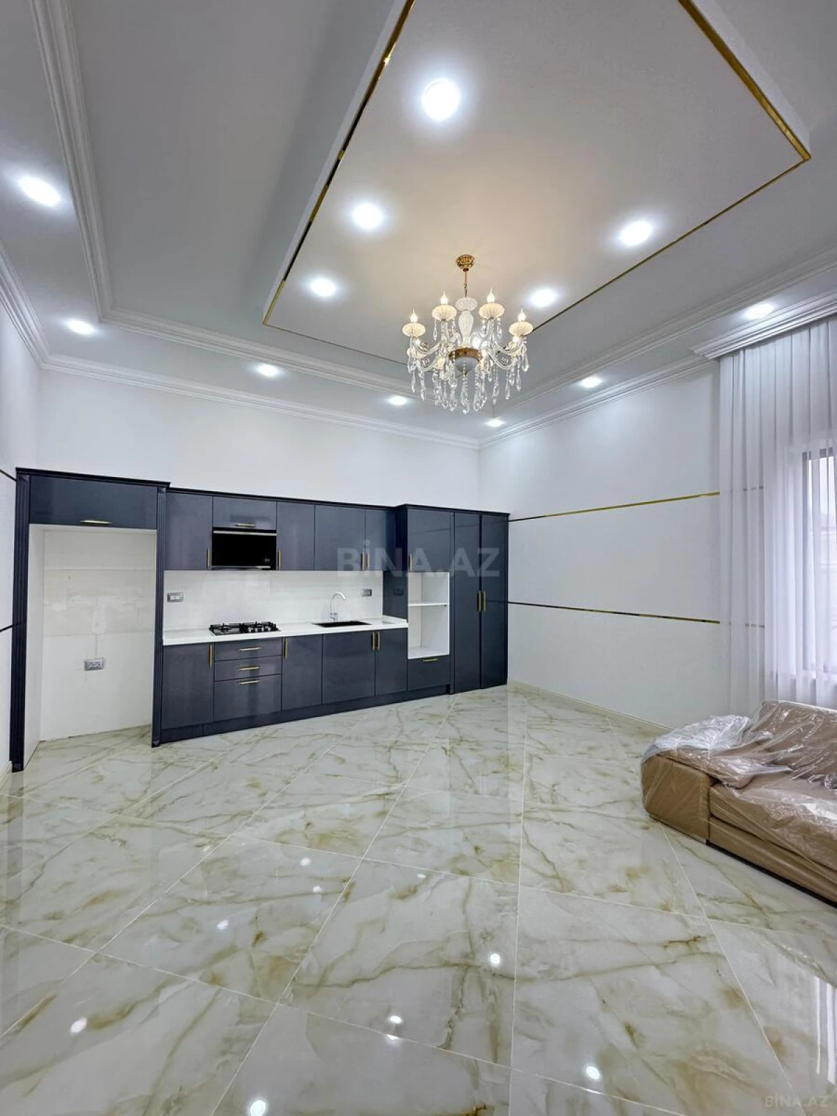 Satılır 6 otaqlı həyət evi 350 m²
