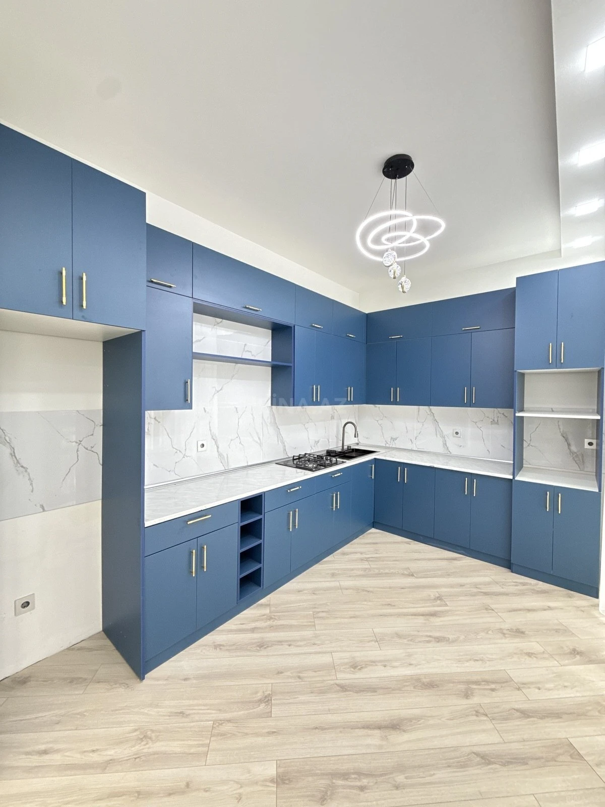 Satılır 4 otaqlı həyət evi 135 m²