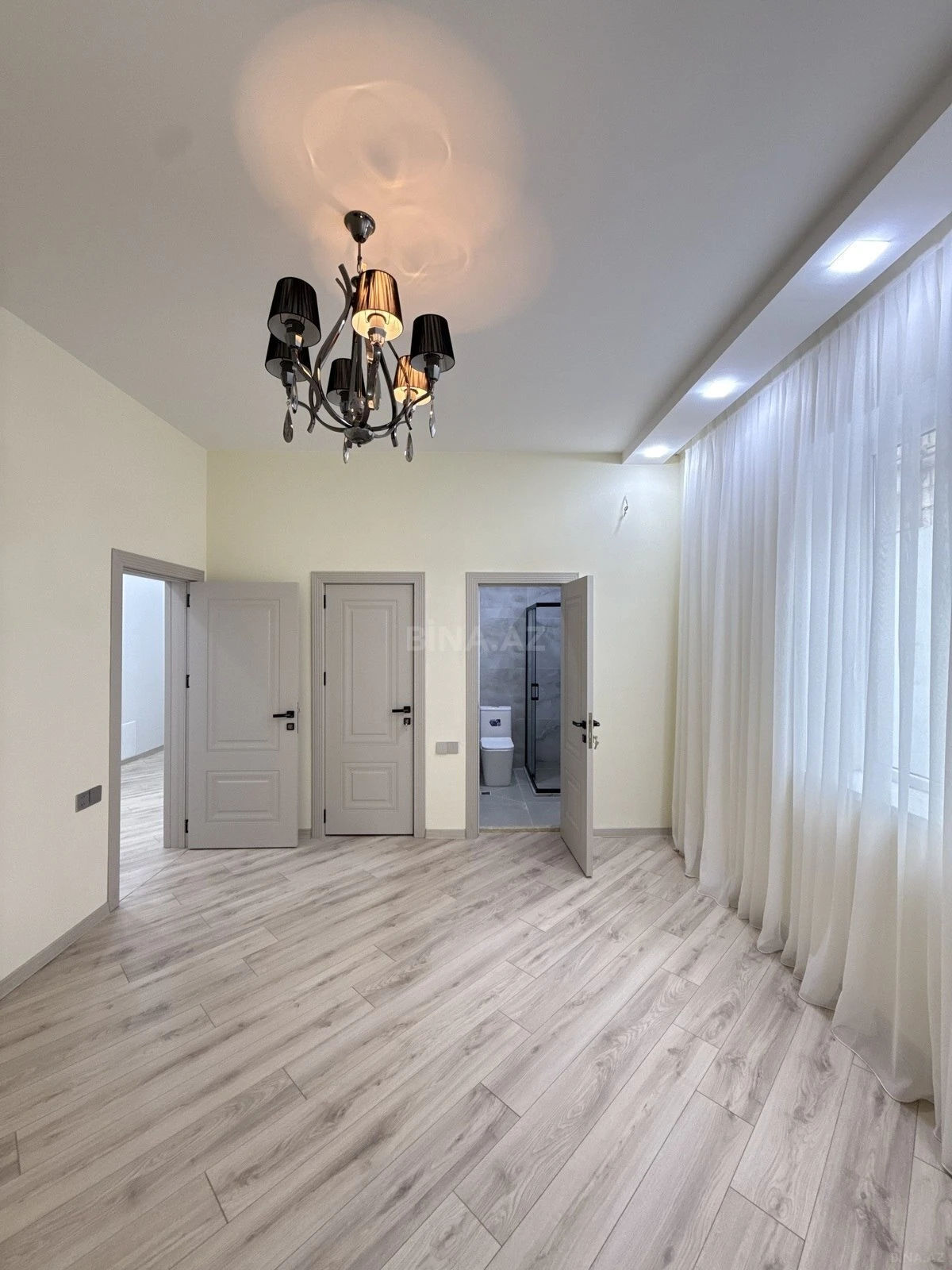 Satılır 4 otaqlı həyət evi 135 m²