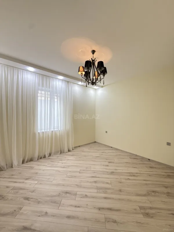 Satılır 4 otaqlı həyət evi 135 m²