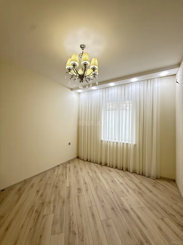 Satılır 4 otaqlı həyət evi 135 m²