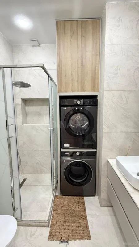 Satılır 2 otaqlı mənzil 80 m²