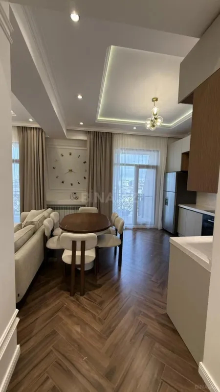 Satılır 2 otaqlı mənzil 80 m²
