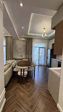 Satılır 2 otaqlı mənzil 80 m²