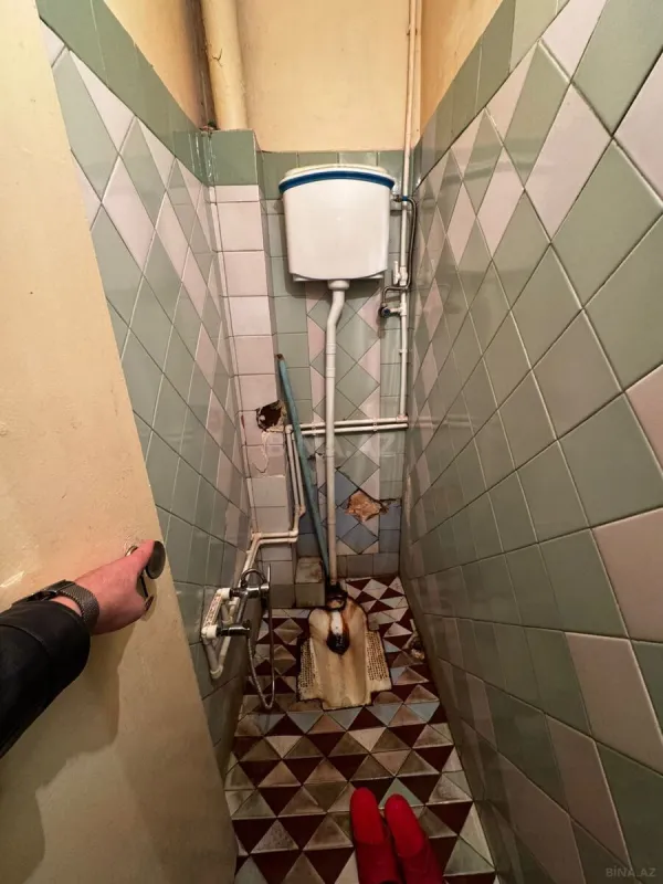 Satılır 4 otaqlı mənzil 100 m²