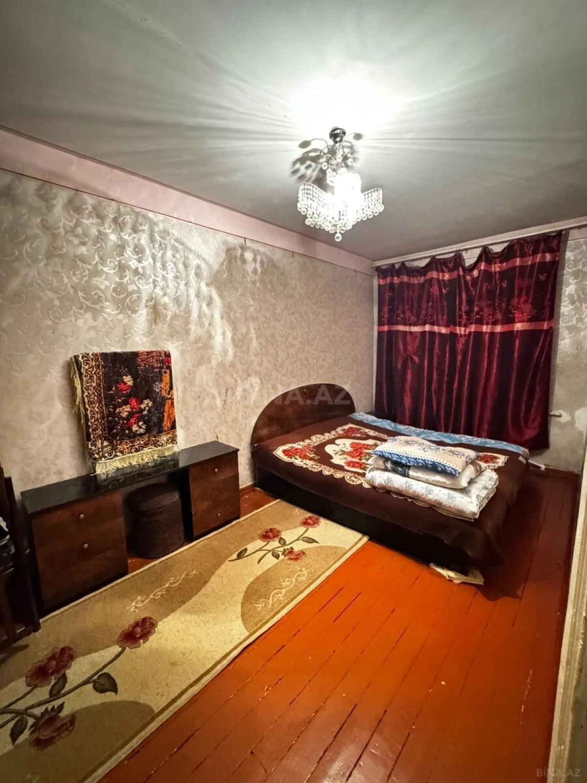 Satılır 4 otaqlı mənzil 100 m²