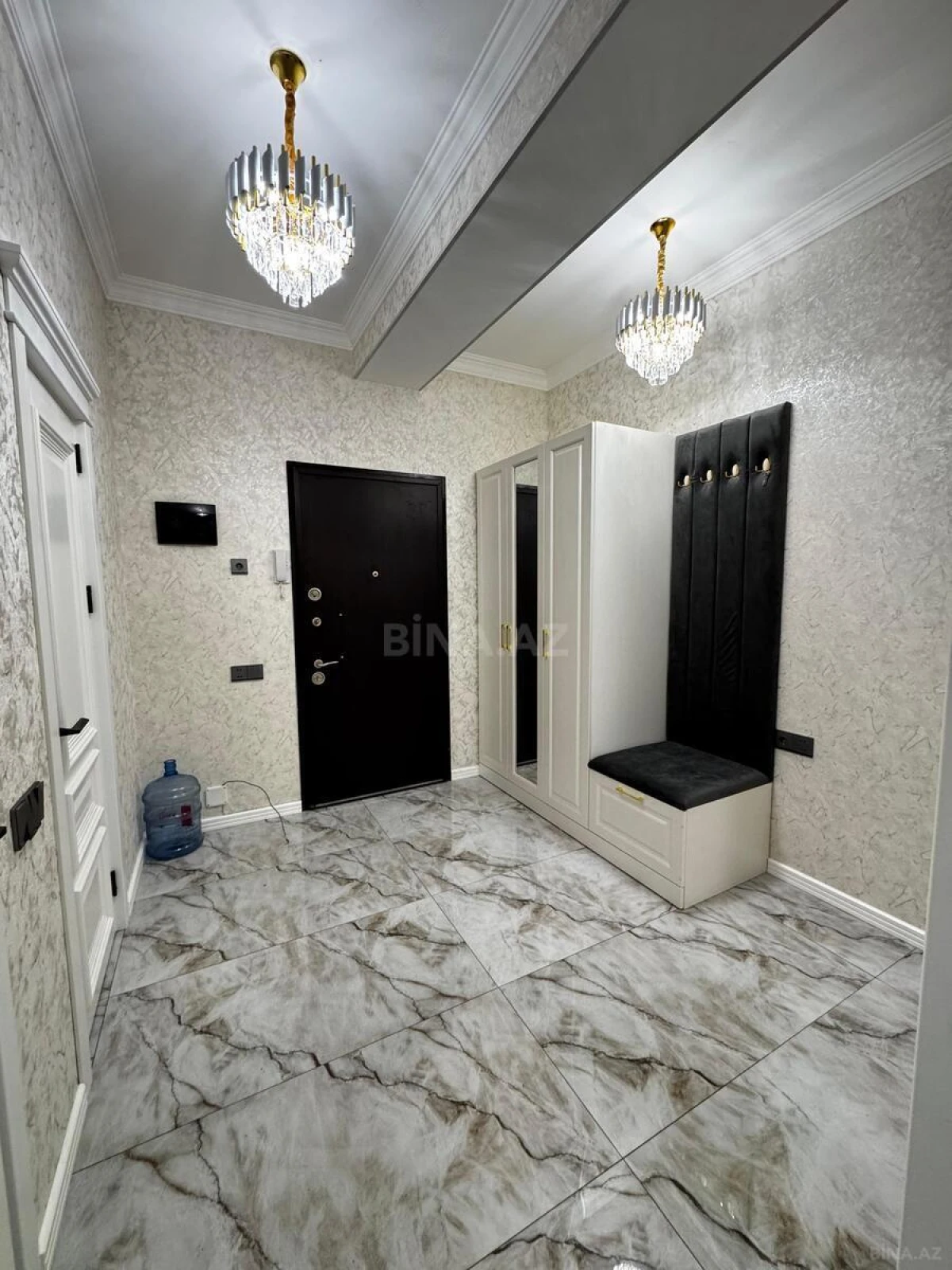 Kirayə verilir 2 otaqlı mənzil 100 m²