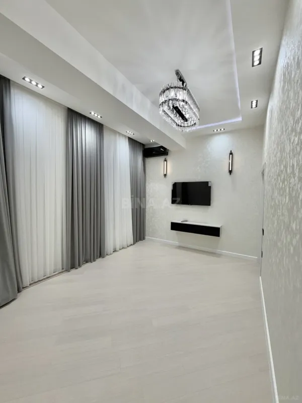 Satılır 3 otaqlı mənzil 99 m²