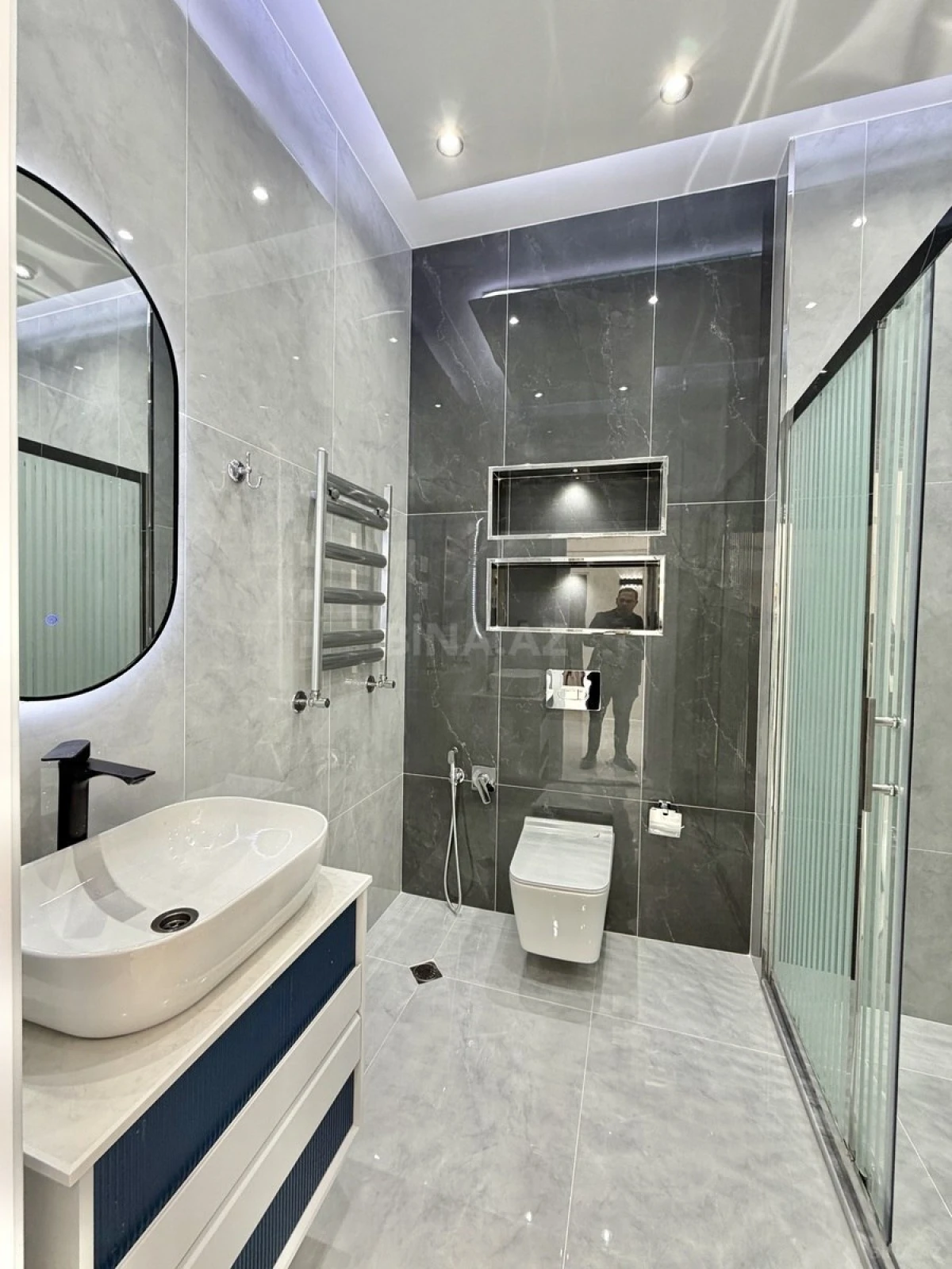 Satılır 3 otaqlı mənzil 99 m²