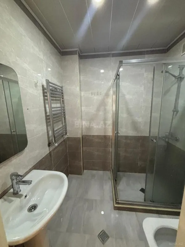 Kirayə verilir 2 otaqlı mənzil 60 m²