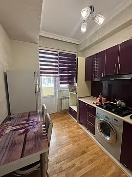Kirayə verilir 2 otaqlı mənzil 60 m²