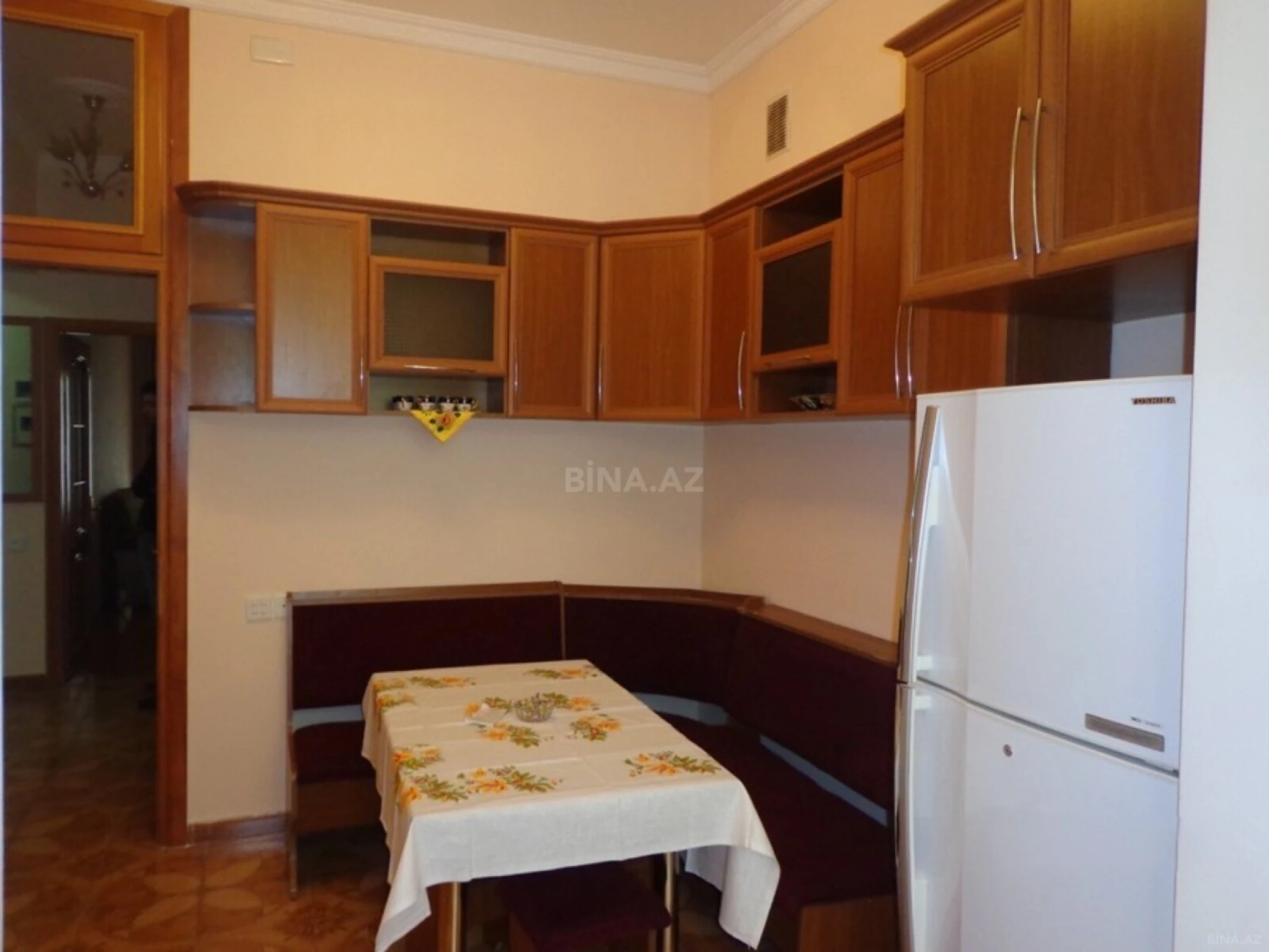 Satılır 2 otaqlı mənzil 65 m²