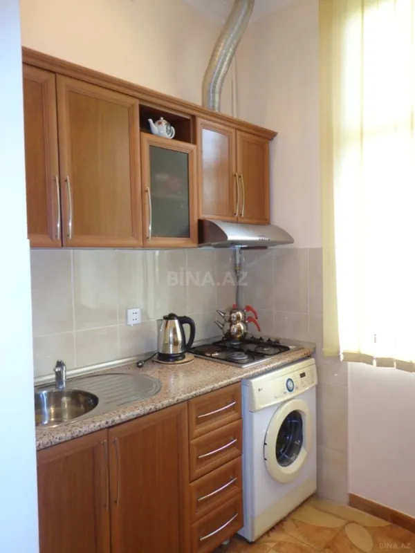 Satılır 2 otaqlı mənzil 65 m²