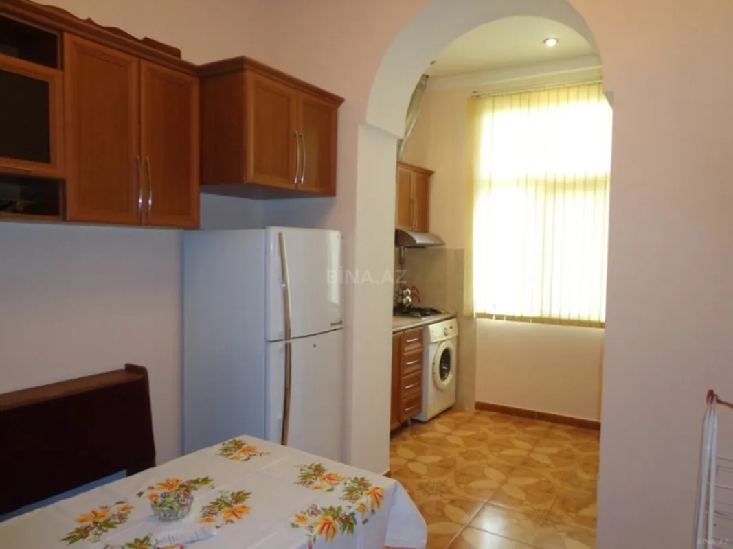 Satılır 2 otaqlı mənzil 65 m²