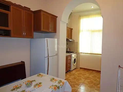 Satılır 2 otaqlı mənzil 65 m² — Bakı, Nizami 2 otaq 65.00 m²