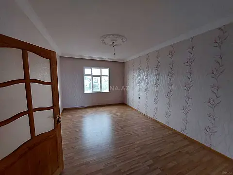 Satılır 5 otaqlı mənzil 120 m²