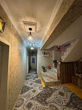 Satılır 4 otaqlı mənzil 120 m²