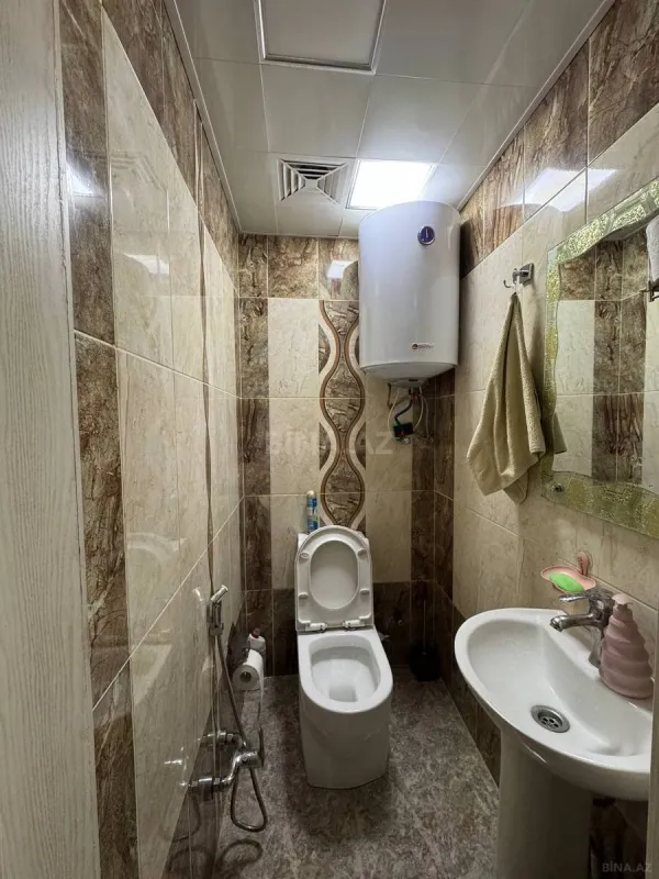 Satılır 4 otaqlı mənzil 120 m²