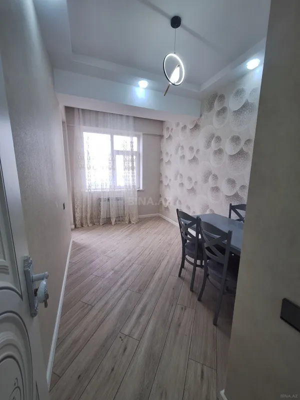 Satılır 3 otaqlı mənzil 95 m²