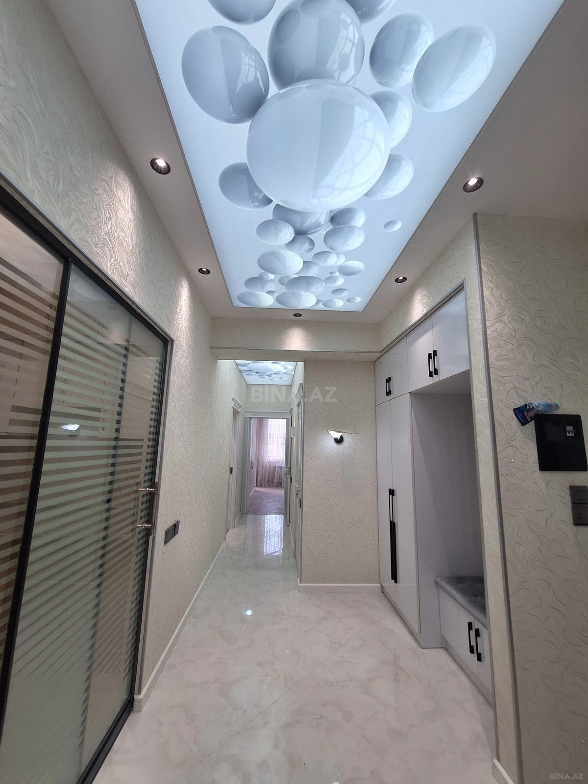 Satılır 3 otaqlı mənzil 95 m²