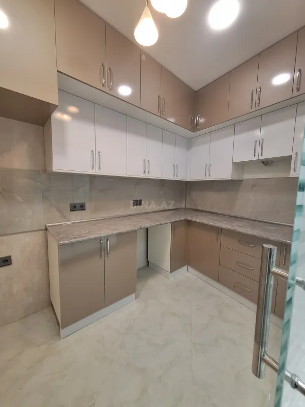 Satılır 3 otaqlı mənzil 95 m²