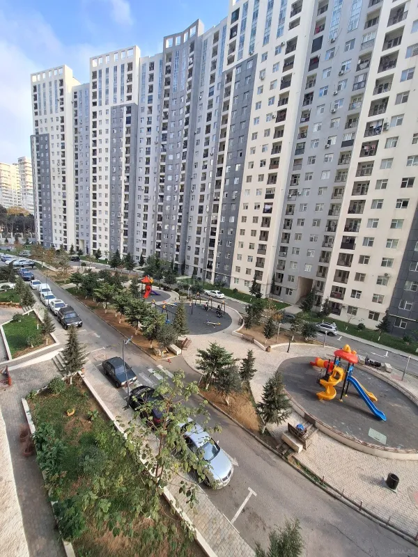 Satılır 3 otaqlı mənzil 95 m²