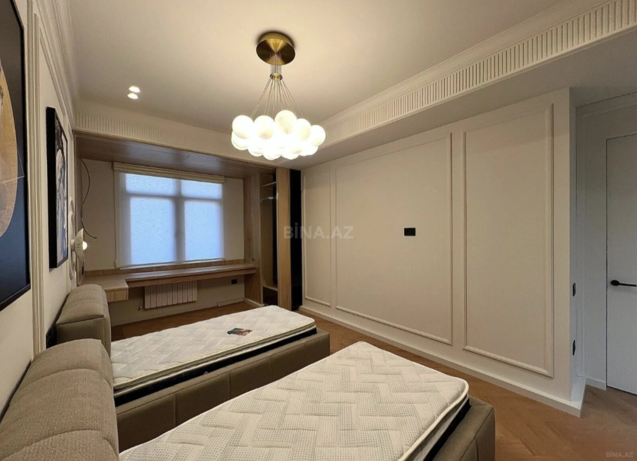 Satılır 3 otaqlı mənzil 107.5 m²