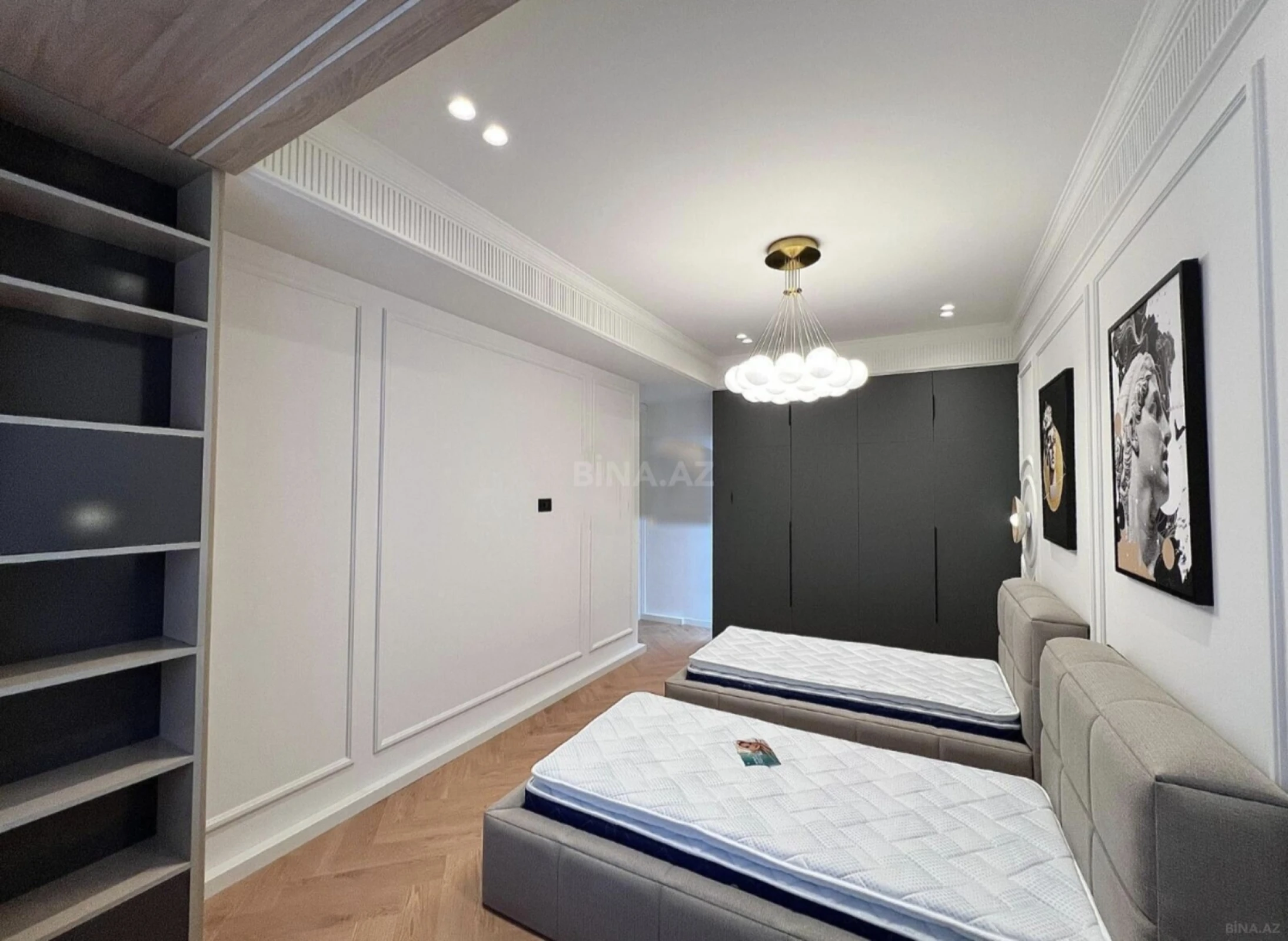 Satılır 3 otaqlı mənzil 107.5 m²