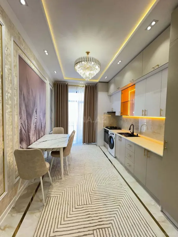 Kirayə verilir 3 otaqlı mənzil 145 m²