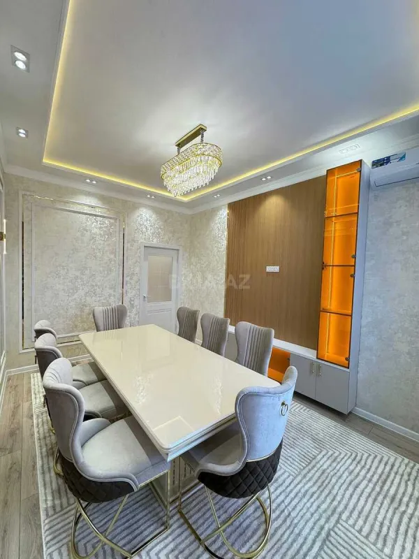 Kirayə verilir 3 otaqlı mənzil 145 m²