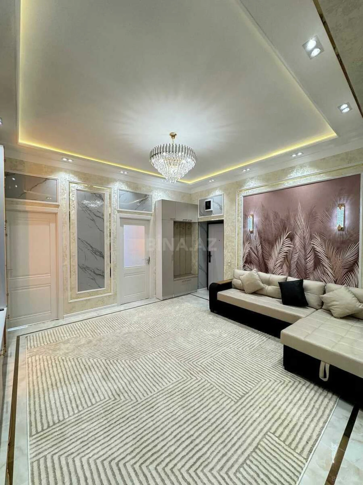 Kirayə verilir 3 otaqlı mənzil 145 m²