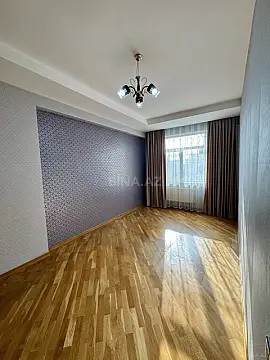 Satılır 3 otaqlı mənzil 105 m²
