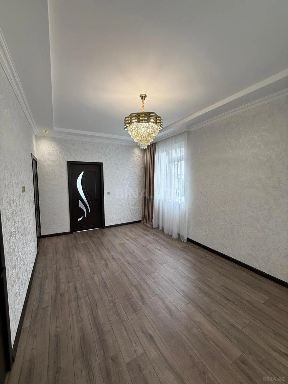 Satılır 2 otaqlı mənzil 45 m²