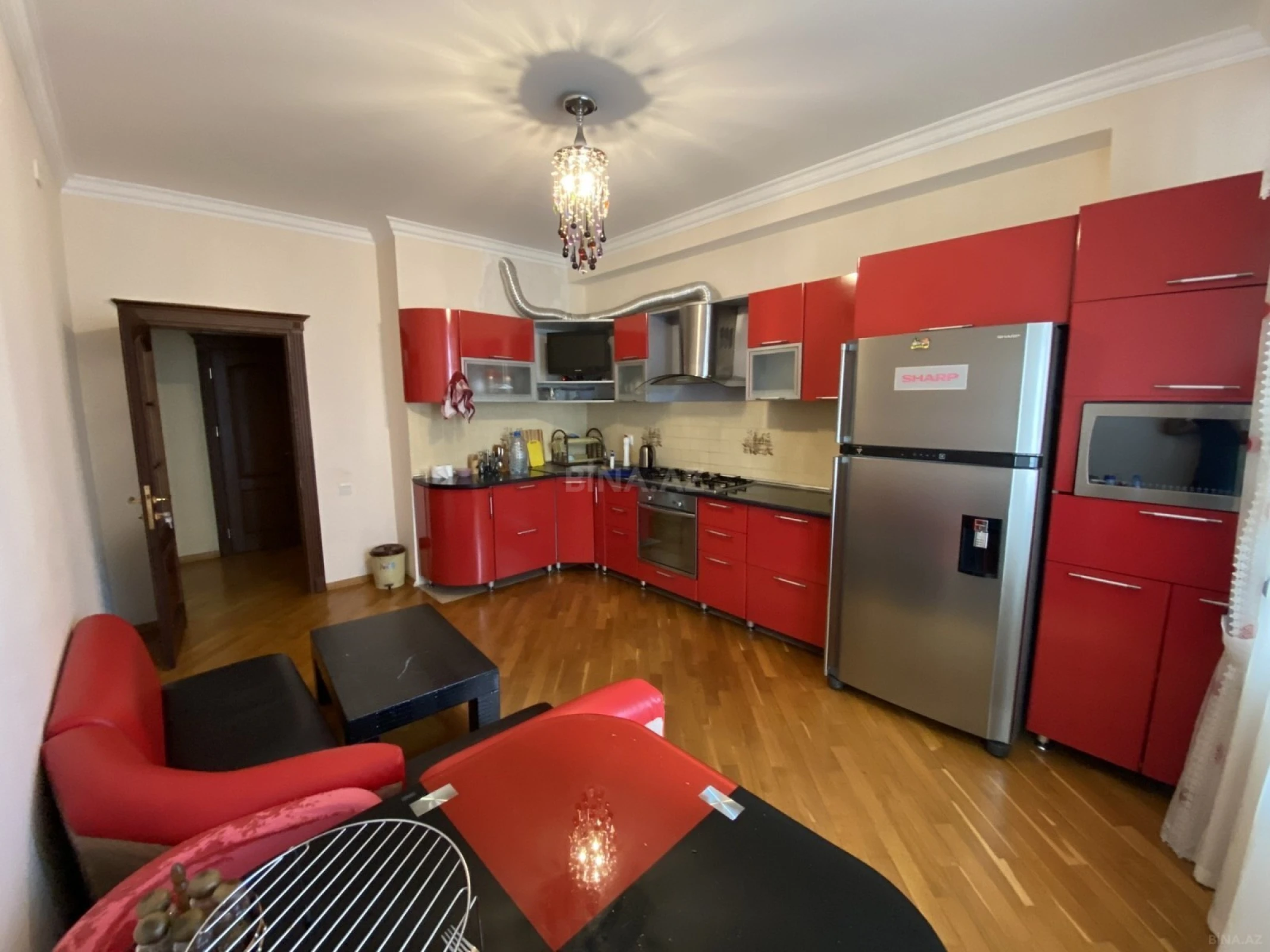 Kirayə verilir 3 otaqlı mənzil 135 m²