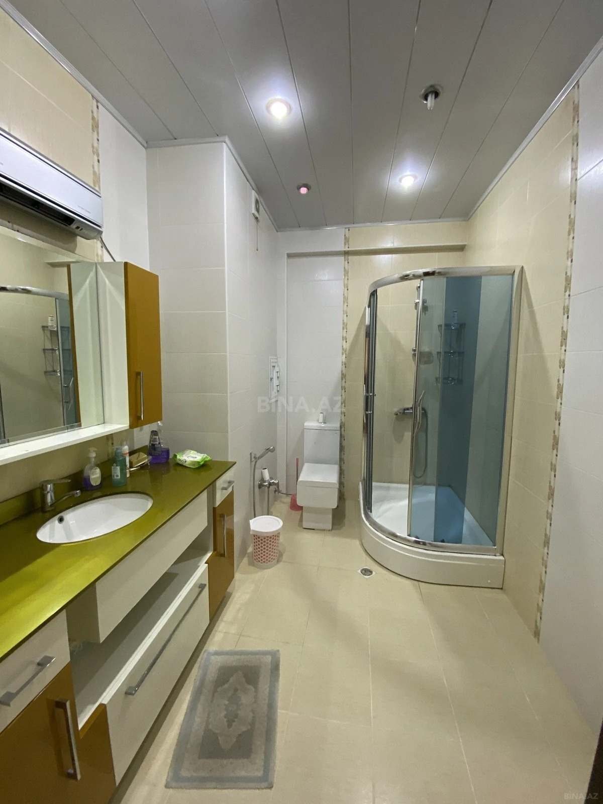 Kirayə verilir 3 otaqlı mənzil 135 m²