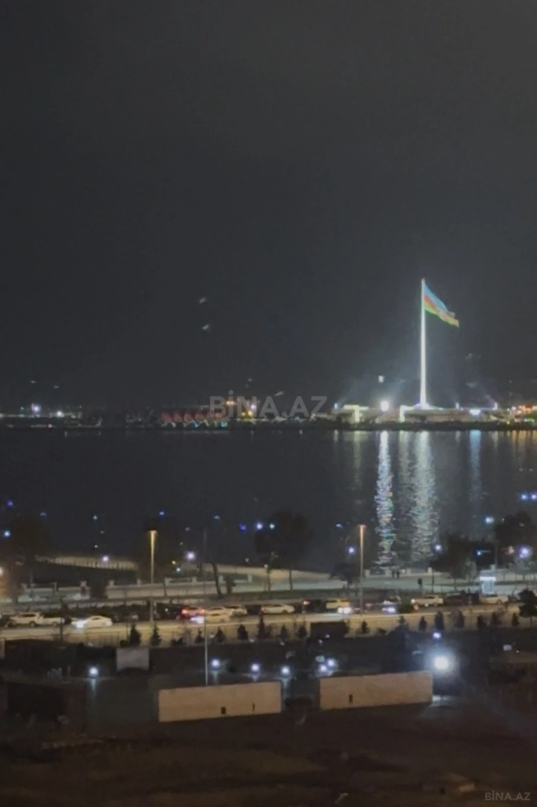 Kirayə verilir 3 otaqlı mənzil 135 m²