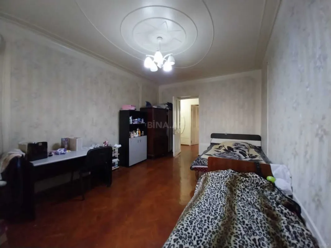 Satılır 2 otaqlı mənzil 65 m²