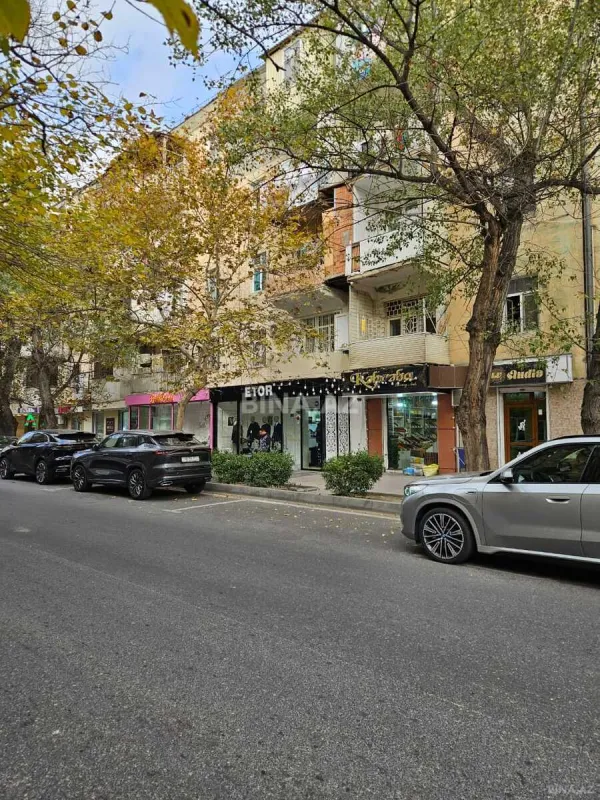 Satılır 2 otaqlı mənzil 65 m²