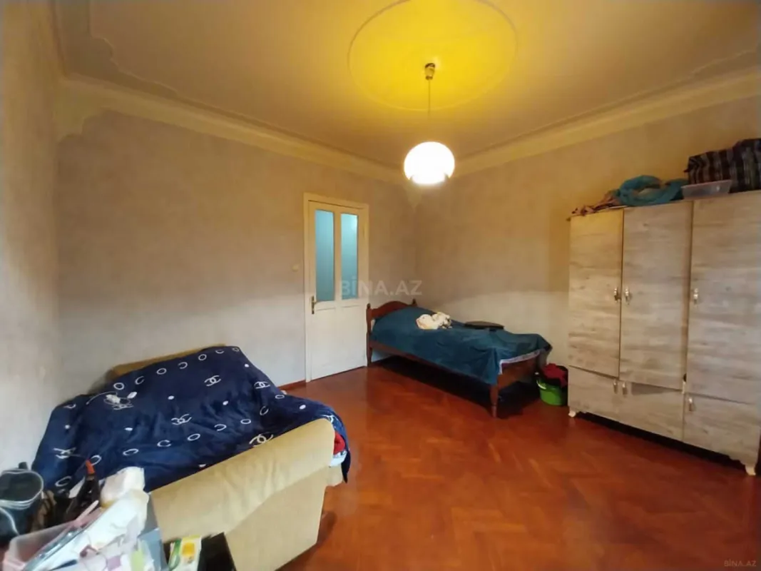 Satılır 2 otaqlı mənzil 65 m²