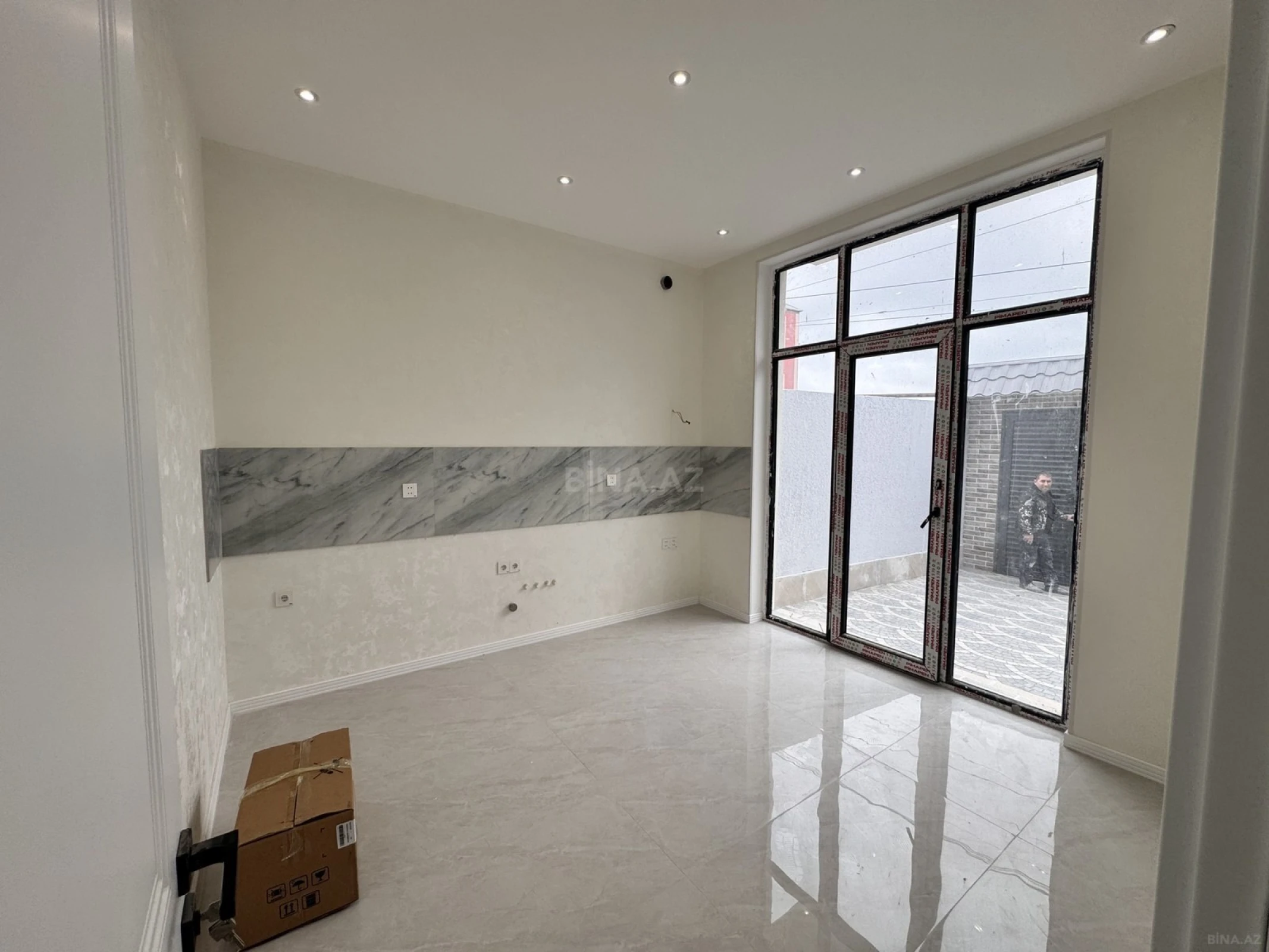 Satılır 6 otaqlı həyət evi 150 m²