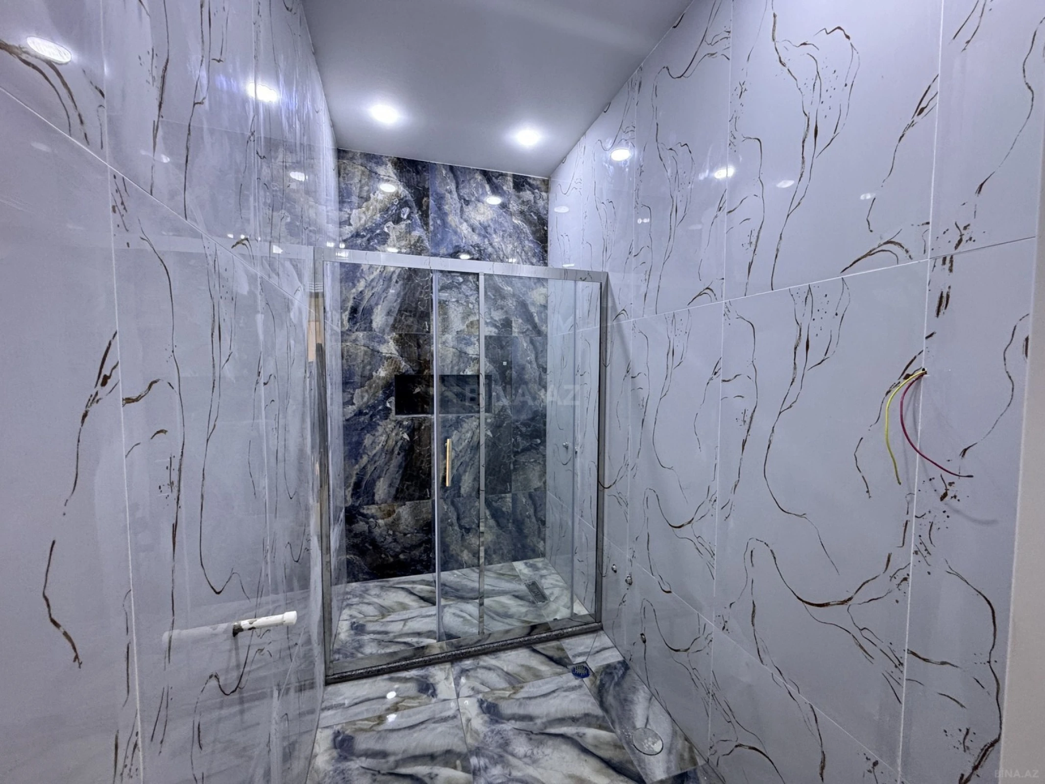 Satılır 6 otaqlı həyət evi 150 m²