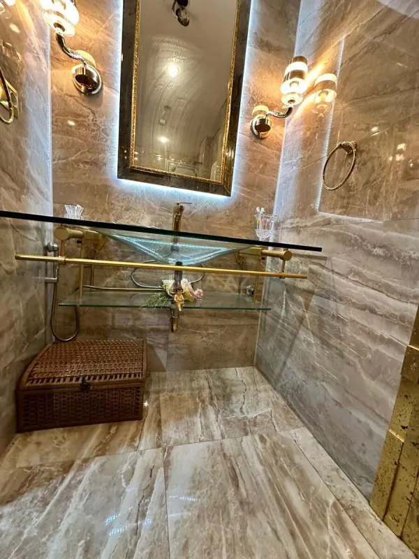 Satılır 2 otaqlı mənzil 90 m²