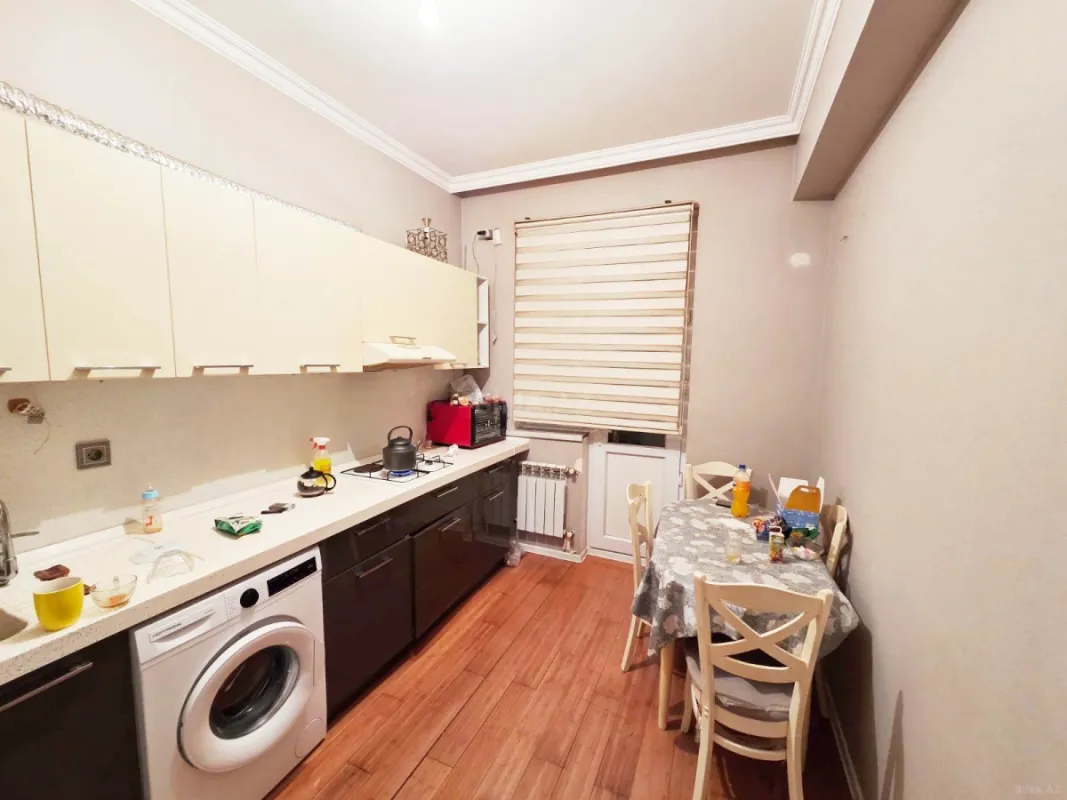 Kirayə verilir 2 otaqlı mənzil 61 m²