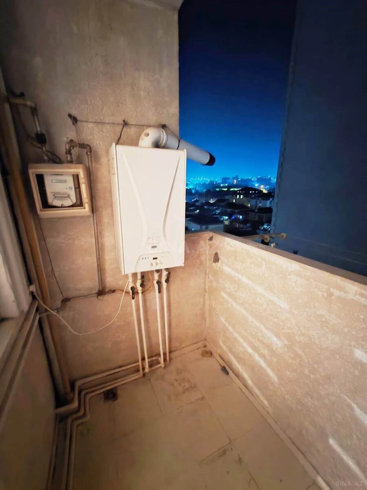 Kirayə verilir 2 otaqlı mənzil 61 m²