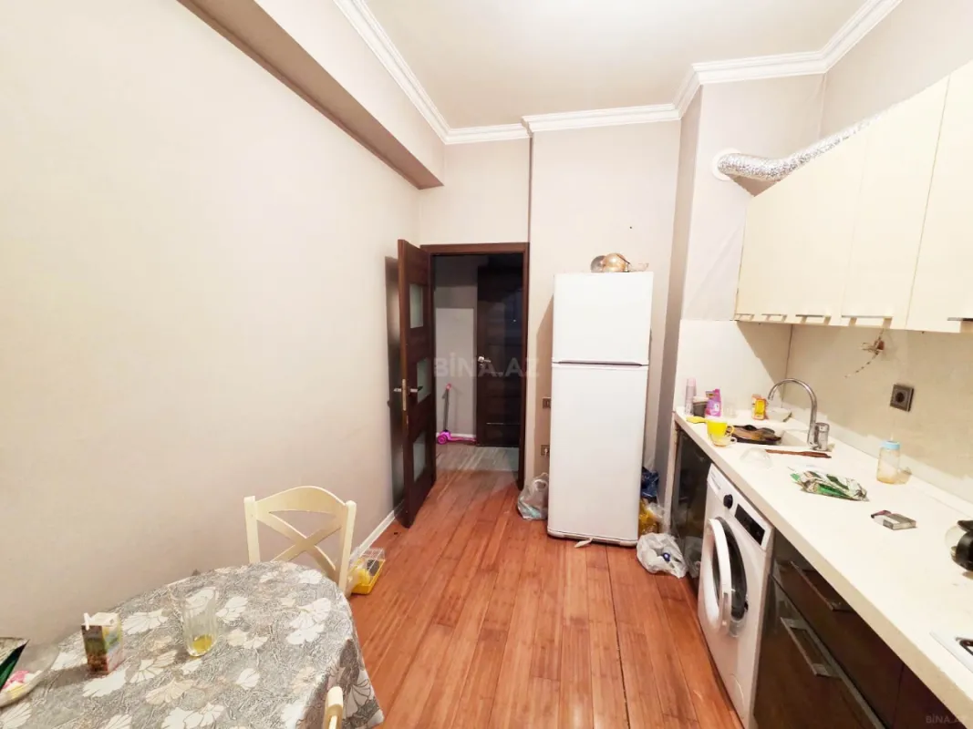 Kirayə verilir 2 otaqlı mənzil 61 m²