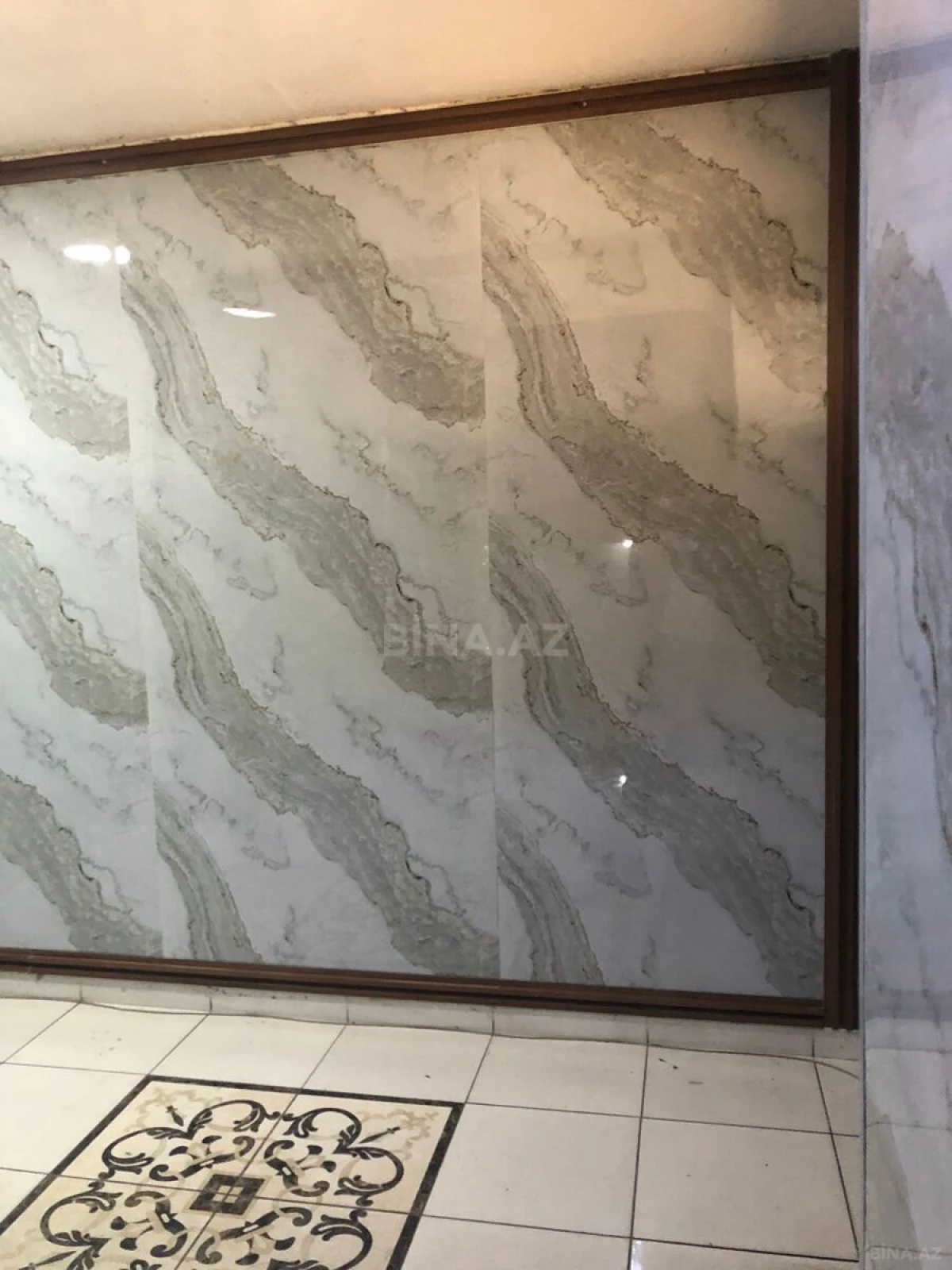 Satılır 3 otaqlı mənzil 118 m²