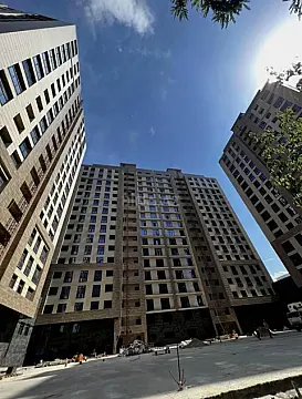 Satılır 3 otaqlı mənzil 125 m²